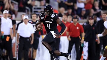 LOUISVILLE, KENTUCKY - SEPTEMBER 02: Jawon Pass #4 of the Louisville Cardinals runs with the ball against the Notre Dame Fighting Irish on September 02, 2019 in Louisville, Kentucky. (Photo by Andy Lyons/Getty Images)