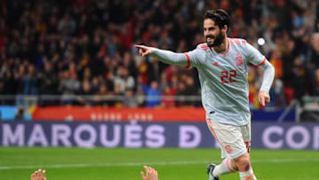 MADRID, SPAIN - MARCH 27: Isco of Spain celebrates after scoring his sides third goal during the International Friendly between Spain and Argentina at Wanda Metropolitano on March 27, 2018 in Madrid, Spain. (Photo by Denis Doyle/Getty Images)