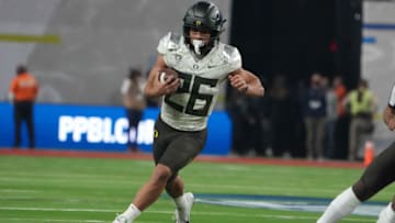 Oregon football running back Travis Dye. (Kirby Lee-USA TODAY Sports)