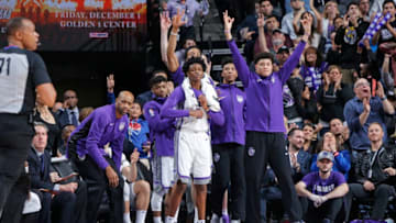 SACRAMENTO, CA - NOVEMBER 25: The Sacramento Kings bench reacts during the game against the Los Angeles Clippers on November 25, 2017 at Golden 1 Center in Sacramento, California. NOTE TO USER: User expressly acknowledges and agrees that, by downloading and or using this photograph, User is consenting to the terms and conditions of the Getty Images Agreement. Mandatory Copyright Notice: Copyright 2017 NBAE (Photo by Rocky Widner/NBAE via Getty Images)