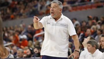 Auburn basketballDec 4, 2021; Auburn, Alabama, USA; Auburn Tigers head coach Bruce Pearl directs his team against the Yale Bulldogs during the second half at Auburn Arena. Mandatory Credit: John Reed-USA TODAY Sports