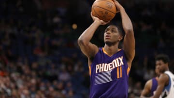 MINNEAPOLIS, MN - DECEMBER 19: Brandon Knight #11 of the Phoenix Suns shoots a free throw against the Minnesota Timberwolves on December 19, 2016 at Target Center in Minneapolis, Minnesota. Copyright 2016 NBAE (Photo by Jordan Johnson/NBAE via Getty Images)