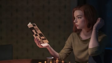 THE QUEEN'S GAMBIT (L to R) ANYA TAYLOR-JOY as BETH HARMON in episode 106 of THE QUEEN'S GAMBIT Cr. PHIL BRAY/NETFLIX © 2020
