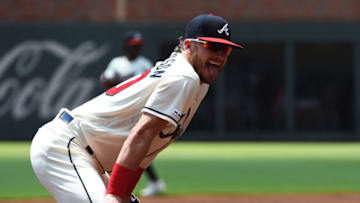 ATLANTA, GEORGIA - AUGUST 18: Josh Donaldson #20 of the Atlanta Braves smiles to the Los Angeles Dodgers dugout in the first inning at SunTrust Park on August 18, 2019 in Atlanta, Georgia. (Photo by Logan Riely/Getty Images)