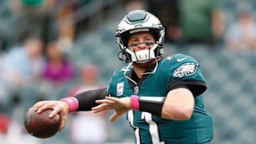 PHILADELPHIA, PA - OCTOBER 08: Quarterback Carson Wentz
