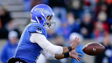 Nov 25, 2016; Colorado Springs, CO, USA; Boise State Broncos cornerback Jonathan Moxey (2) takes a snap in the third quarter against the Boise State Broncos at Falcon Stadium. Mandatory Credit: Isaiah J. Downing-USA TODAY Sports