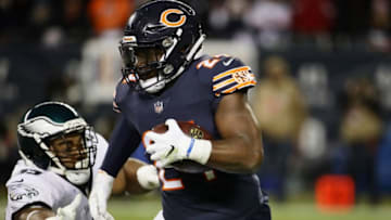 CHICAGO, ILLINOIS - JANUARY 06: Jordan Howard #24 of the Chicago Bears carries the ball against the Philadelphia Eagles in the second quarter of the NFC Wild Card Playoff game at Soldier Field on January 06, 2019 in Chicago, Illinois. (Photo by Jonathan Daniel/Getty Images)