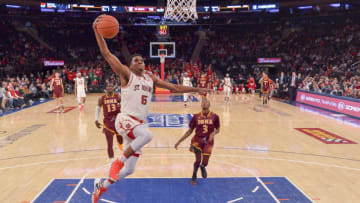 Justin Simon of the St. John's basketball team dunks against Iona. (Photo by Porter Binks/Getty Images)