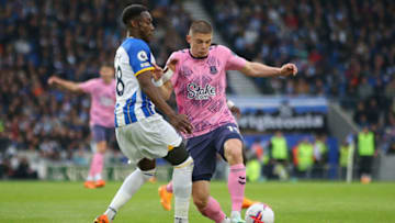 BRIGHTON, ENGLAND - MAY 08: Danny Welbeck of Brighton & Hove Albion and Vitaliy Mykolenko of Everton battle for the ball during the Premier League match between Brighton & Hove Albion and Everton FC at American Express Community Stadium on May 08, 2023 in Brighton, England. (Photo by Steve Bardens/Getty Images)