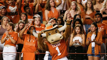 (Photo by Tim Warner/Getty Images)