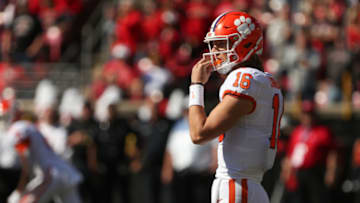 LOUISVILLE, KY - OCTOBER 19: Clemson Tigers quarterback Trevor Lawrence (16) in action during the game against the Clemson Tigers and the Louisville Cardinals on October 19th 2019, at Cardinal Stadium in Louisville, KY. (Photo by Ian Johnson/Icon Sportswire via Getty Images)