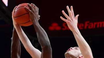 ATLANTA, GA - MARCH 27: Matthew Hurt #33 of John Marshall High School in Minnesota battles for a rebound against Isaiah Stewart #33 of La Lumiere High School in Indiana during the 2019 McDonald's High School Boys All-American Game on March 27, 2019 at State Farm Arena in Atlanta, Georgia. (Photo by Scott Cunningham/Getty Images)
