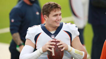 INGLEWOOD, CALIFORNIA - DECEMBER 27: Drew Lock #3 of the Denver Broncos reacts on the sideline prior to the start of the game against the Los Angeles Chargers at SoFi Stadium on December 27, 2020 in Inglewood, California. (Photo by Joe Scarnici/Getty Images)