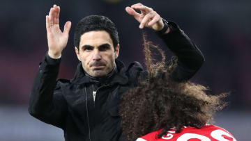 LONDON, ENGLAND - DECEMBER 29: The finger of Arsenal manager Mikel Arteta becomes tangled in the hair of Matteo Guendouzi during the Premier League match between Arsenal FC and Chelsea FC at Emirates Stadium on December 29, 2019 in London, United Kingdom. (Photo by Charlotte Wilson/Offside/Offside via Getty Images)