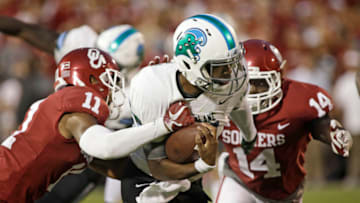 NORMAN, OK - SEPTEMBER 16: Quarterback Johnathan Brantley