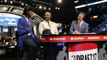BROOKLYN, NY - JUNE 22: Jonathan Isaac speaks to Dennis Scott and Rick Kamla after being selected sixth overall by the Orlando Magic at the 2017 NBA Draft on June 22, 2017 at Barclays Center in Brooklyn, New York. NOTE TO USER: User expressly acknowledges and agrees that, by downloading and/or using this photograph, user is consenting to the terms and conditions of the Getty Images License Agreement. Mandatory Copyright Notice: Copyright 2017 NBAE (Photo by Michelle Farsi/NBAE via Getty Images)