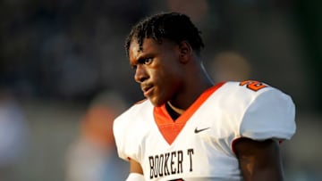 Tulsa Booker T. Washington's Gentry Williams announced his verbal commitment to OU in August and signed with the Sooners on Wednesday.preps1