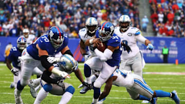 EAST RUTHERFORD, NJ - DECEMBER 18: Shane Vereen #34 of the New York Giants runs against the Detroit Lions during their game at MetLife Stadium on December 18, 2016 in East Rutherford, New Jersey. (Photo by Al Bello/Getty Images)