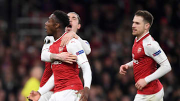 LONDON, ENGLAND - MARCH 15: Danny Welbeck of Arsenal celebrates his penalty with Hector Bellerin and Aaron Ramsey during the UEFA Europa League Round of 16 Second Leg match between Arsenal and AC Milan at Emirates Stadium on March 15, 2018 in London, England. (Photo by Shaun Botterill/Getty Images)