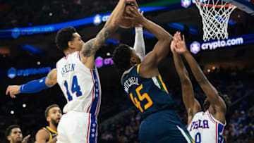 Danny Green blocks Utah Jazz guard Donovan Mitchell (Bill Streicher-USA TODAY Sports)