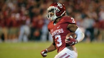 Nov 7, 2015; Norman, OK, USA; Oklahoma Sooners wide receiver Sterling Shepard (3) runs after a catch against the Iowa State Cyclones during the fourth quarter at Gaylord Family - Oklahoma Memorial Stadium. Mandatory Credit: Mark D. Smith-USA TODAY Sports