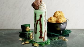 Red Lobster new March drink, photo courtesy Red Lobster