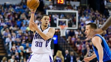 Mar 27, 2016; Sacramento, CA, USA; Sacramento Kings guard Seth Curry (30) passes against the Dallas Mavericks in the third quarter at Sleep Train Arena. Mandatory Credit: John Hefti-USA TODAY.