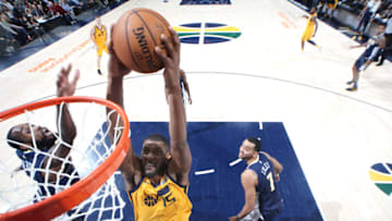 SALT LAKE CITY, UT - NOVEMBER 28: Derrick Favors #15 of the Utah Jazz dunks against the Denver Nuggets on November 28, 2017 at vivint.SmartHome Arena in Salt Lake City, Utah. NOTE TO USER: User expressly acknowledges and agrees that, by downloading and or using this Photograph, User is consenting to the terms and conditions of the Getty Images License Agreement. Mandatory Copyright Notice: Copyright 2017 NBAE (Photo by Melissa Majchrzak/NBAE via Getty Images)