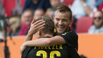 AUGSBURG, GERMANY - SEPTEMBER 30: Andrey Yarmolenko of Dortmund celebrates after scoring his team`s first goal during the Bundesliga match between FC Augsburg and Borussia Dortmund at WWK-Arena on September 30, 2017 in Augsburg, Germany. (Photo by TF-Images/TF-Images via Getty Images)