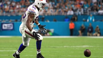 MIAMI GARDENS, FL - DECEMBER 31: Charles Clay #85 of the Buffalo Bills couldnt make the catch during the second quarter against the Miami Dolphins at Hard Rock Stadium on December 31, 2017 in Miami Gardens, Florida. (Photo by Mike Ehrmann/Getty Images)