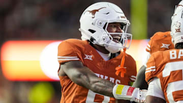Isaiah Neyor, Texas football