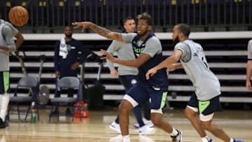 MINNEAPOLIS, MN - OCTOBER 2: Tyrone Wallace #3 of the Minnesota Timberwolves passes the ball at practice during 2019 Training Camp on October 2, 2019 at Bresnan Arena in Taylor Center, Minnesota State, Mankato in Mankato, Minnesota. NOTE TO USER: User expressly acknowledges and agrees that, by downloading and or using this Photograph, user is consenting to the terms and conditions of the Getty Images License Agreement. Mandatory Copyright Notice: Copyright 2019 NBAE (Photo by David Sherman/NBAE via Getty Images)