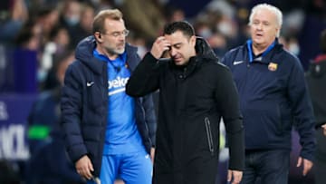 VALENCIA, SPAIN - APRIL 10: coach Xavi Hernandez of FC Barcelona during the La Liga Santander match between Levante v FC Barcelona at the Estadi Ciutat de Valencia on April 10, 2022 in Valencia Spain (Photo by David S. Bustamante/Soccrates/Getty Images)