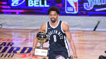 LOS ANGELES, CA - FEBRUARY 17: Spencer Dinwiddie