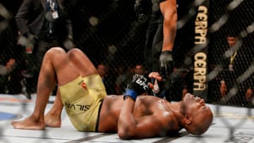 RIO DE JANEIRO, BRAZIL - MAY 11: Anderson Silva of Brazil is seen in pain after suffering a knee injury against Jared Cannonier of USA in their middleweight bout during the UFC 237 event at Jeunesse Arena on May 11, 2019 in Rio de Janeiro, Brazil. (Photo by Alexandre Schneider/Getty Images)