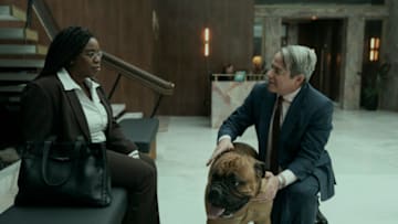 Painkiller. (L to R) Uzo Aduba as Edie, Matthew Broderick as Richard Sackler in episode 105 of Painkiller. Cr. Keri Anderson/Netflix © 2023