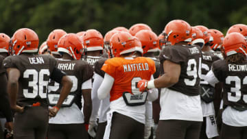WESTFIELD, INDIANA - AUGUST 14: Baker Mayfield #6 and the Cleveland Browns huddle up during the joint practice between the Cleveland Browns and the Indianapolis Colts at Grand Park on August 14, 2019 in Westfield, Indiana. (Photo by Justin Casterline/Getty Images)