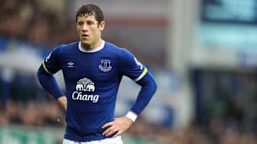 LIVERPOOL, ENGLAND - MARCH 18: Ross Barkley of Everton during the Premier League match between Everton and Hull City at Goodison Park on March 18, 2017 in Liverpool, England. (Photo by Mark Robinson/Getty Images)