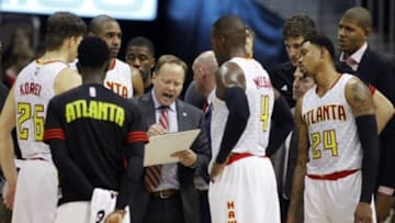 Dec 23, 2015; Atlanta, GA, USA; Atlanta Hawks head coach Mike Budenholzer coaches against the Detroit Pistons in the third quarter at Philips Arena. The Hawks defeated the Pistons 107-100. Mandatory Credit: Brett Davis-USA TODAY Sports
