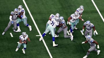 ARLINGTON, TX - SEPTEMBER 30: Dak Prescott #4 of the Dallas Cowboys at AT&T Stadium on September 30, 2018 in Arlington, Texas. (Photo by Ronald Martinez/Getty Images)
