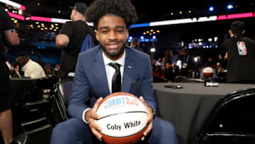 (Photo by Michael J. LeBrecht II/NBAE via Getty Images)