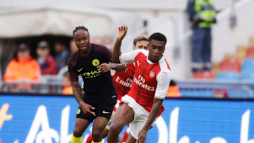GOTHENBURG, SWEDEN - AUGUST 07: Alex Iwobi of Arsenal and Raheem Sterling of Manchester City competes for the ball during the Pre-Season Friendly between Arsenal and Manchester City at Ullevi on August 7, 2016 in Gothenburg, Sweden. (Photo by Nils Petter Nilsson/Ombrello/Getty Images)