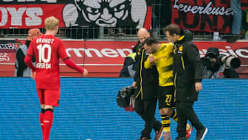 LEVERKUSEN, GERMANY - DECEMBER 02: Gonzalo Castro of Borussia Dortmund gets injured during the Bundesliga match between Bayer 04 Leverkusen and Borussia Dortmund at BayArena on December 02, 2017 in Leverkusen, Germany. (Photo by Alexandre Simoes/Borussia Dortmund/Getty Images)
