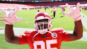 KANSAS CITY, MISSOURI - OCTOBER 11: Chris Jones #95 of the Kansas City Chiefs gestures to fans prior to the game against the Las Vegas Raiders at Arrowhead Stadium on October 11, 2020 in Kansas City, Missouri. (Photo by Jamie Squire/Getty Images)
