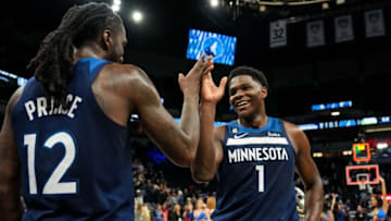 Mandatory Credit: Brace Hemmelgarn-USA TODAY Sports