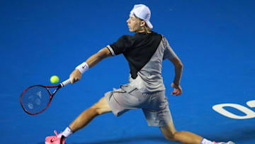 ACAPULCO, MEXICO - FEBRUARY 28: Denis Shapovalov of Canada takes a backhand shot during a match between Dominic Thiem of Austria and Denis Shapovalov of Canada as part of the Telcel ATP Mexican Open 2018 on February 28, 2018 in Acapulco, Mexico. (Photo by Hector Vivas/Getty Images)