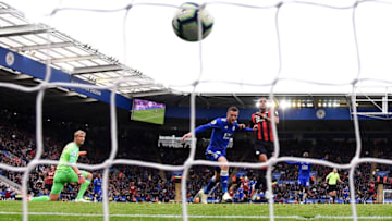 LEICESTER, ENGLAND - SEPTEMBER 22: Jamie Vardy of Leicester City scores his team's third goal during the Premier League match between Leicester City and Huddersfield Town at The King Power Stadium on September 22, 2018 in Leicester, United Kingdom. (Photo by Laurence Griffiths/Getty Images)