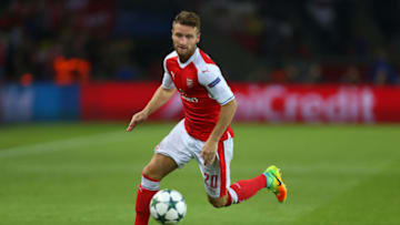 PARIS, FRANCE - SEPTEMBER 13: Shkodran Mustafi of Arsenal during the UEFA Champions League match between Paris Saint-Germain and Arsenal at Parc des Princes on September 13, 2016 in Paris, . (Photo by Catherine Ivill - AMA/Getty Images)