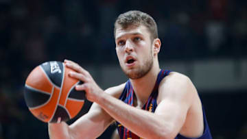 BELGRADE, SERBIA - OCTOBER 20: Sasha Vezenkov of Barcelona in action during the 2017/2018 Turkish Airlines EuroLeague Regular Season game between Crvena Zvezda mts Belgrade and FC Barcelona Lassa at Aleksandar Nikolic Hall on October 20, 2017 in Belgrade, Serbia. (Photo by Srdjan Stevanovic/Getty Images)