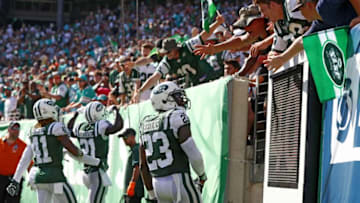 EAST RUTHERFORD, NJ - SEPTEMBER 24: Terrence Brooks (Photo by Al Bello/Getty Images)